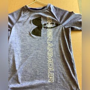 Under armor shirt